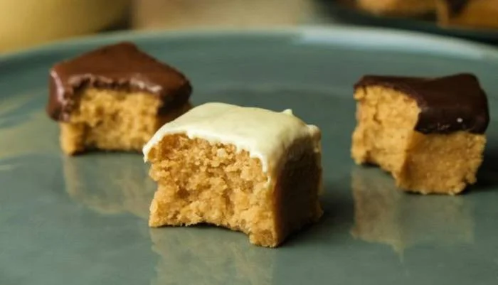 Cookie Dough Squares ohne Backen
