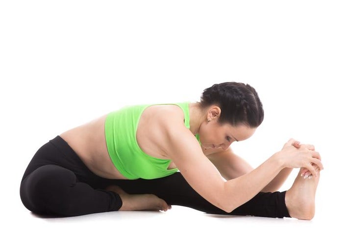 10 Basis Yoga-Übungen für Anfänger | Yoga Training einfach gemacht