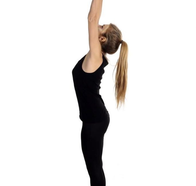 10 Basis Yoga-Übungen für Anfänger | Yoga Training einfach gemacht