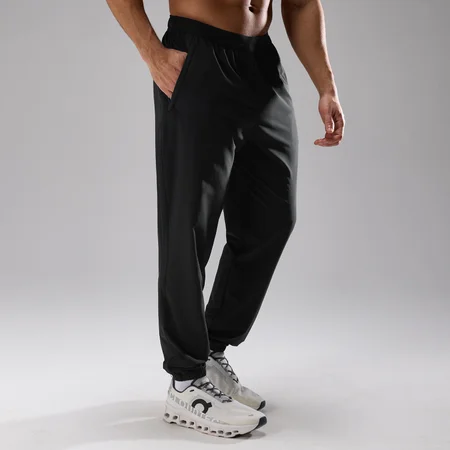 MP Herren Training Ultra Woven Jogger – Schwarz